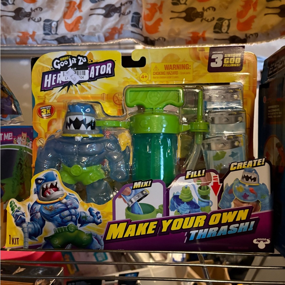 Nwt goo jitz zu shark Thrash